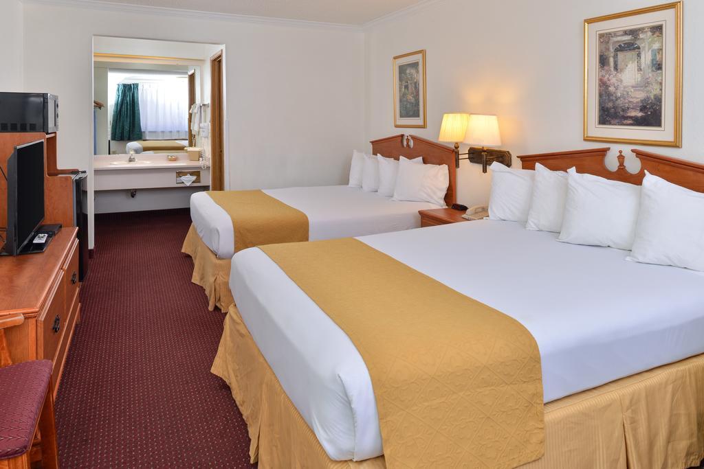 Quality Inn Klamath Falls - Crater Lake Gateway Екстериор снимка